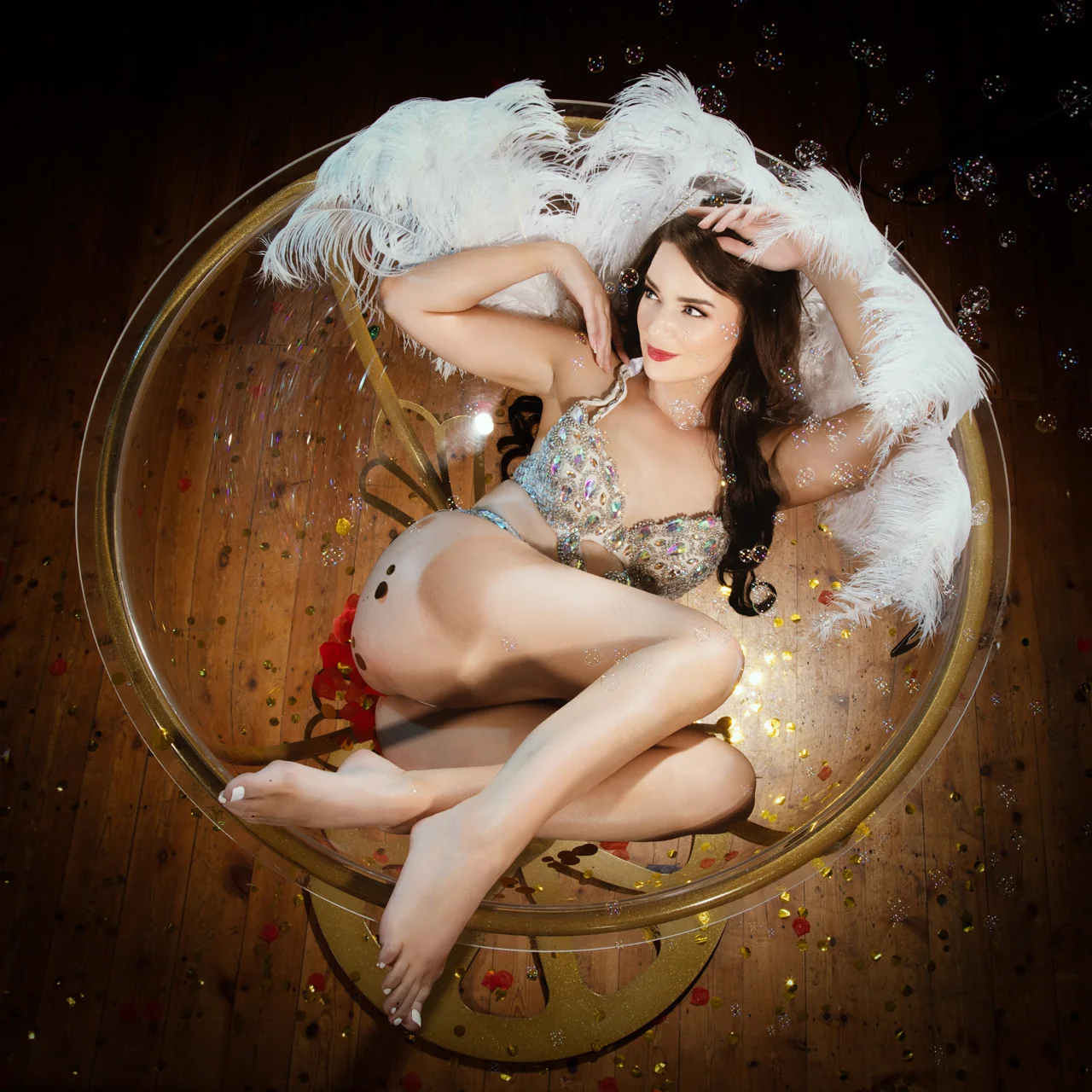 Burlesque and showgirl boudoir portrait in Warminster, Wiltshire by Elland-Vee