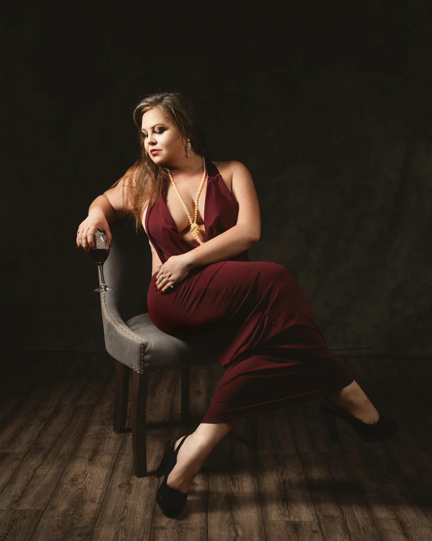 Luxury boudoir portrait by Elland-Vee in Warminster, Wiltshire
